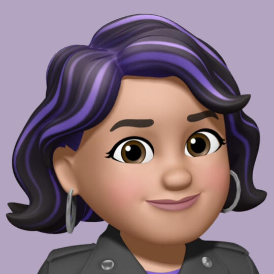 A Memoji portrait of Courtney